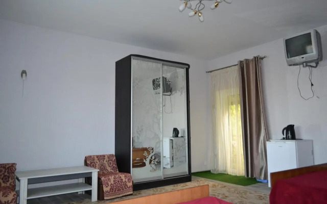 Guest house Primorskaia 7