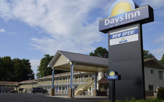 Days Inn By Wyndham Charles Town