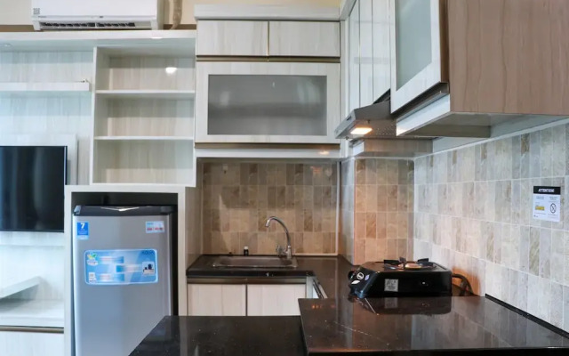 Functional 2Br At Tifolia Apartment