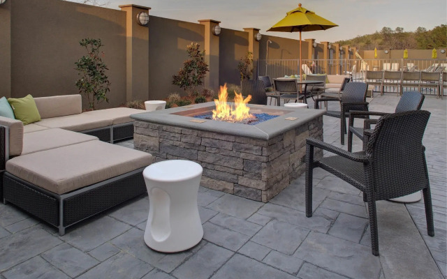 Courtyard by Marriott Atlanta Kennesaw