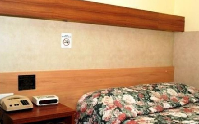 Windsor Heritage Motel – Guest Rooms – Sydney
