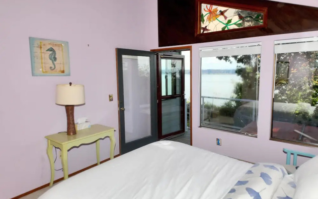 Days and Waves Beachhouse