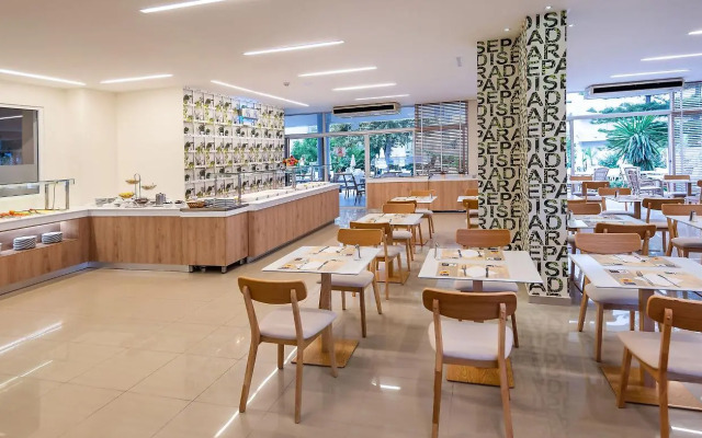 Palm Beach Hotel - Adults only