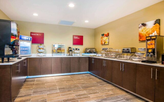 Comfort Inn & Suites