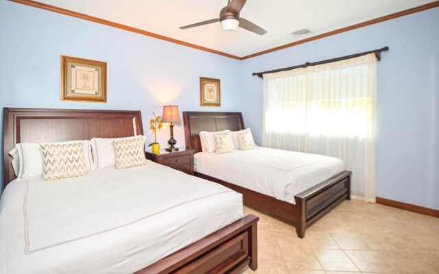 Veranda 1H - 3 bdr 3 Bath Family