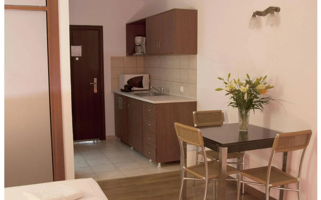 Santa Marina Hotel Apartments