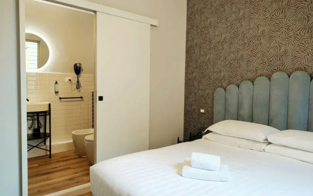 Nicole Suite