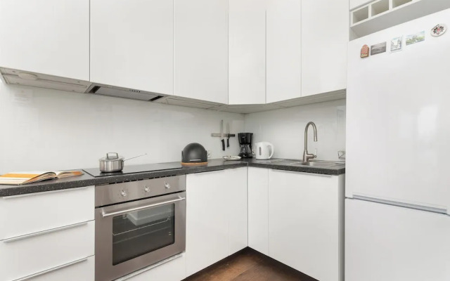 17th Floor Gdansk Apartment by Renters