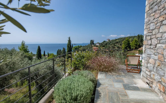 Grand View Elios