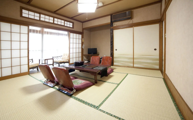 Hinodeya Ryokan