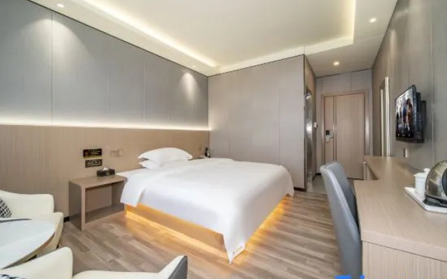 Yiduoyuepin Hotel (Fengcheng Railway Station Jianyi Avenue)
