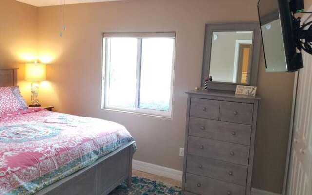 Summerhouse 101 3 Bedroom Condo by RedAwning