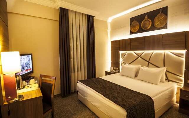 Rumi Hotel