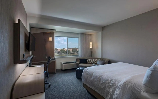 Courtyard Houston Sugar Land/Lake Pointe