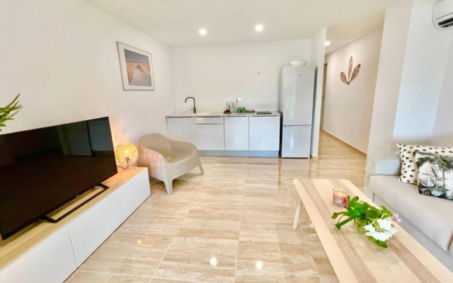 Maracuja 5, Orient Bay village, walkable beach at 100m — фото 2