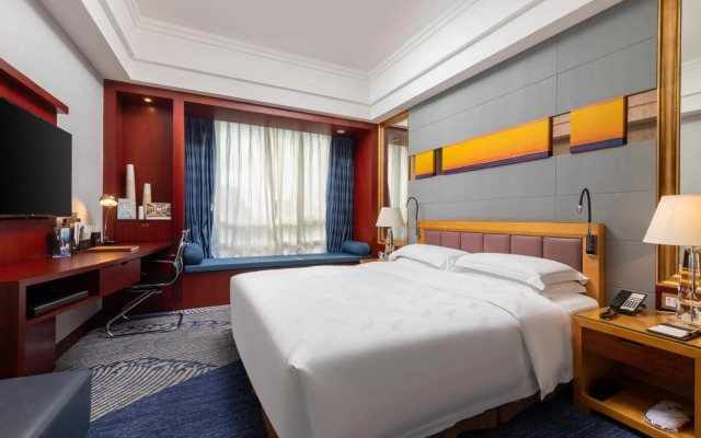 Zhuhai Charming Holiday Hotel