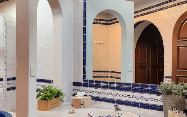 Tres Fuentes Dickinson Hotel Boutique