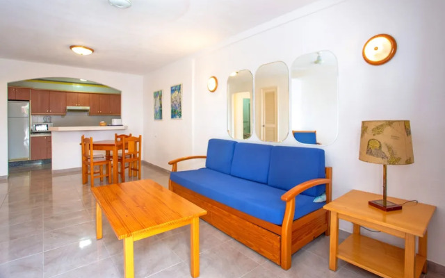 Apartamentos Puerto Colon Club