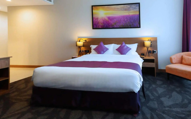 V Hotel Bencoolen