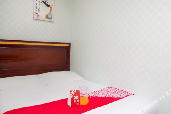 Jingfeng Hotel (railway station store)
