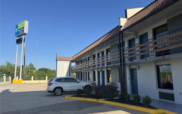 SureStay by Best Western Gonzales