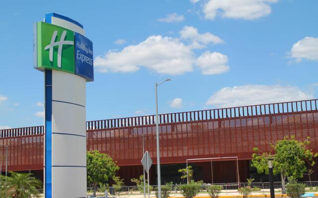 Holiday Inn Express Mérida, an IHG Hotel