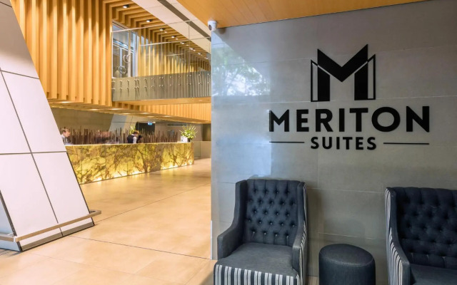 Meriton Suites World Tower