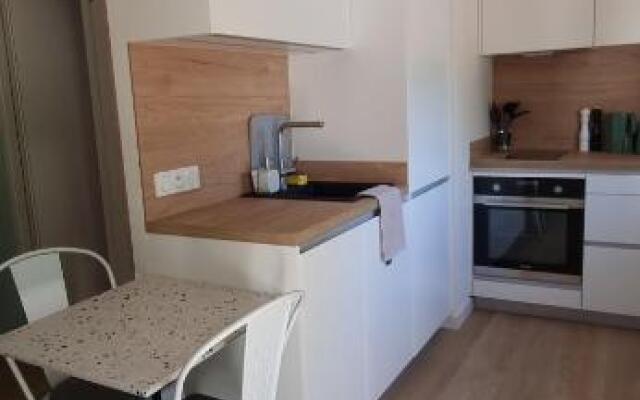 Charmant T2 Coeur de Village Avec Stationnement