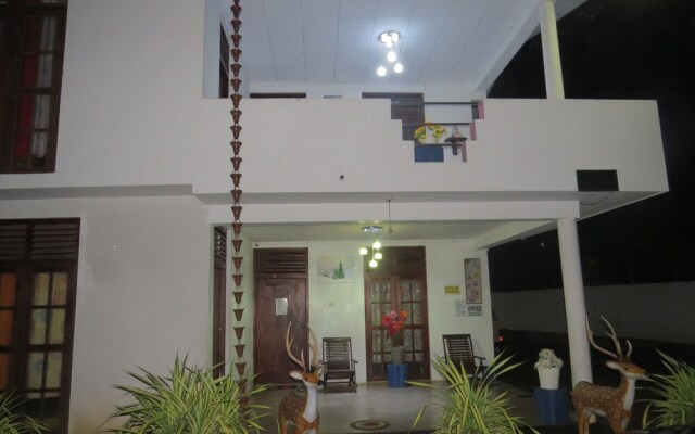 Thisara Guest Hotel Rooms