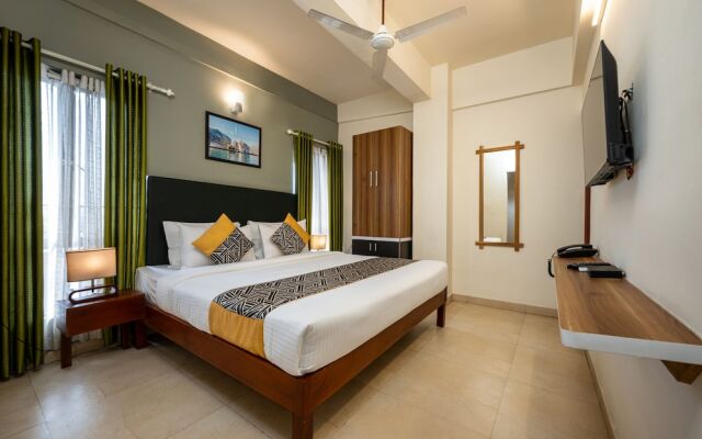 C J Grande Business Hotel