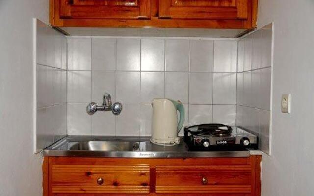 Kostas Apartments
