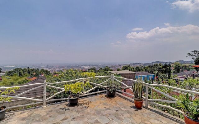 Collection O 90617 Rumah Oma Opa Syariah