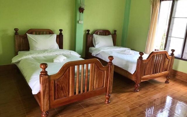 Vang Vieng Chalern Guesthouse