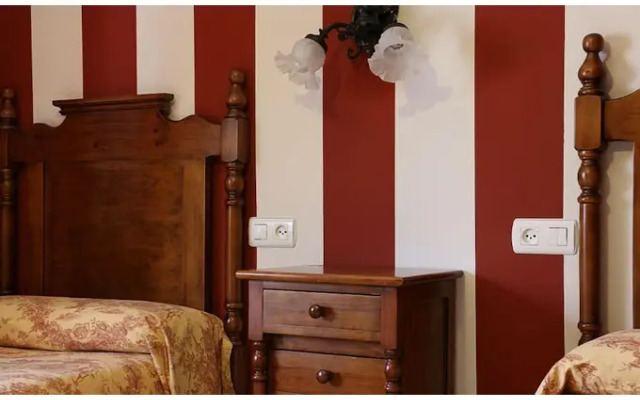 Hostal - Restaurante Emilia