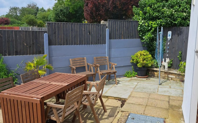 Shorley Wall Broadstairs by the Beach with Parking