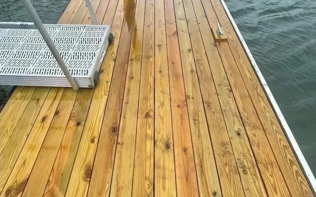 Reel 'em Inn 4 Bedroom Home by RedAwning