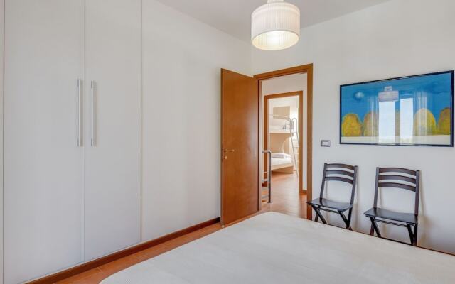 Luxurious Holiday Home in Lombardy With Shared Pool