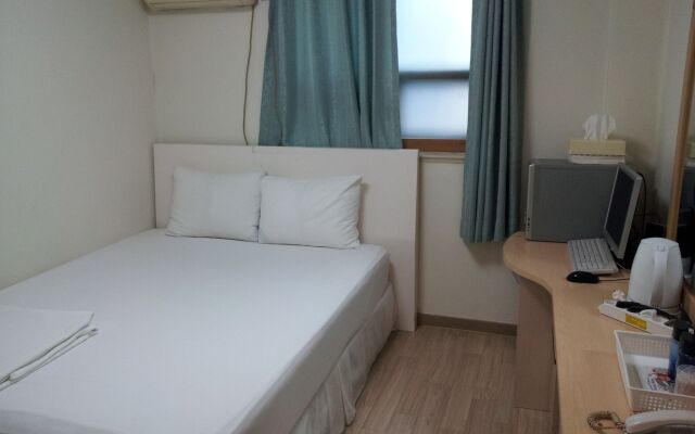 Saerim Hotel