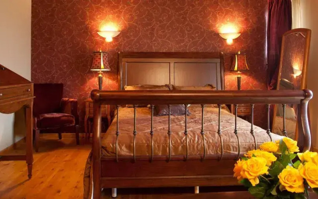 Refanidis Natural Luxury Hotel