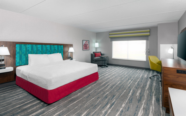 Hampton Inn & Suites Cleveland-Beachwood