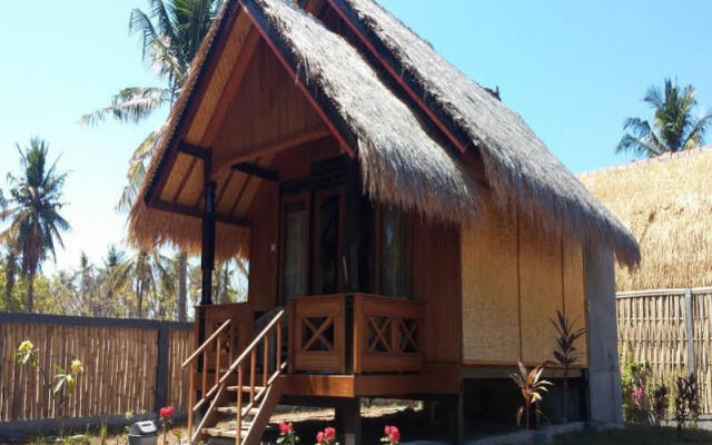 Bollata Bintang Beach Hotel