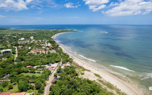 Sunrise 43 - 2 Bedroom Ocean View Condo