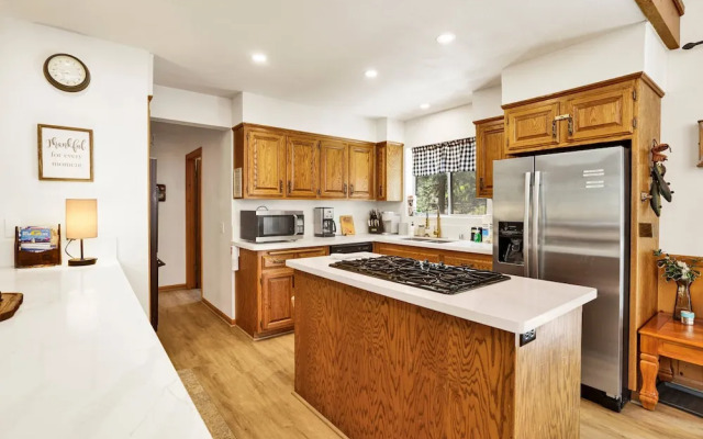 Four Little Bears Cabin #2490