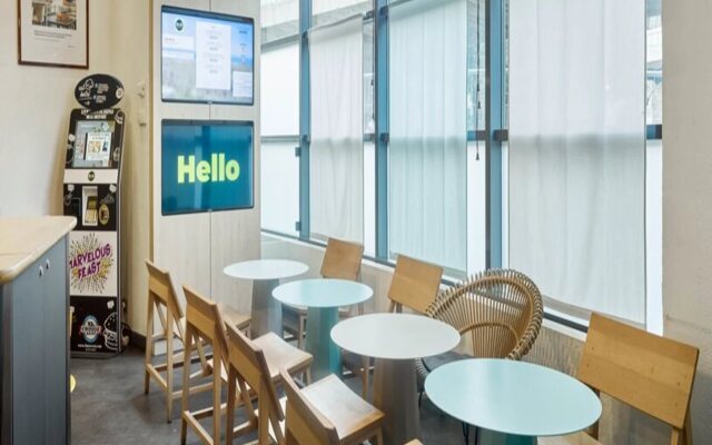 B&B HOTEL Paris Nord 18ème