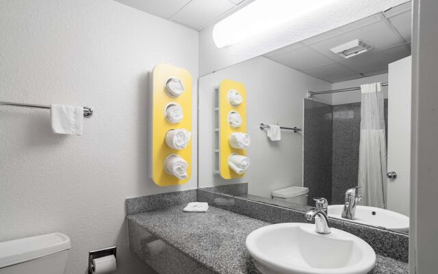 Motel 6 Oklahoma City, OK - South