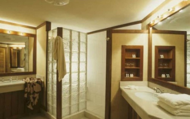 Royal Huahine Resort