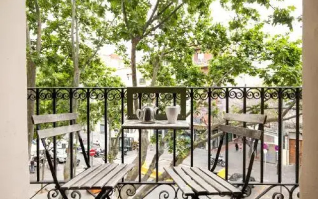 Deco Sants Fira Apartments