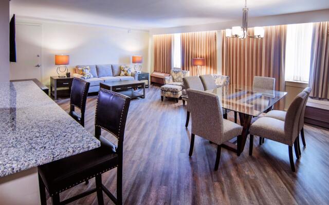 Crowne Plaza Executive Center Baton Rouge by IHG