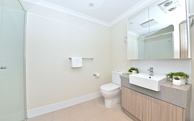 Modern Apartment in Perth City 1703