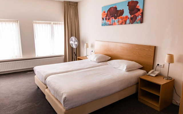 Ambassador City Centre Hotel